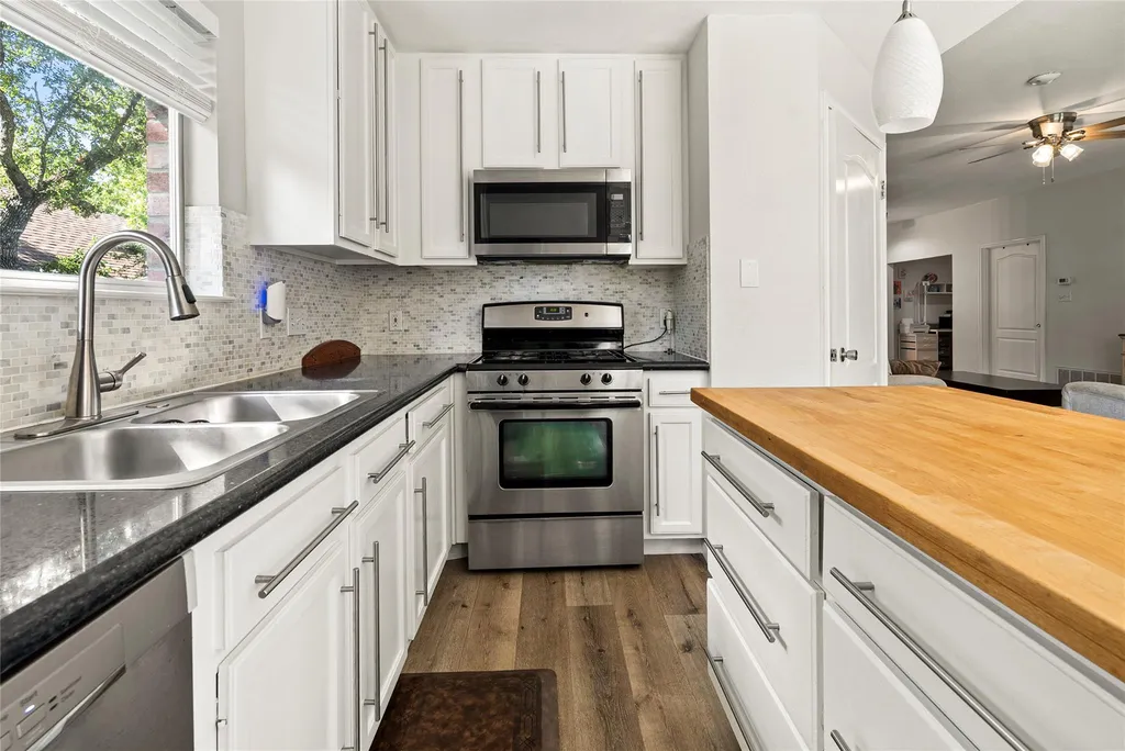 9024 Heiden Lane Austin TX 78749