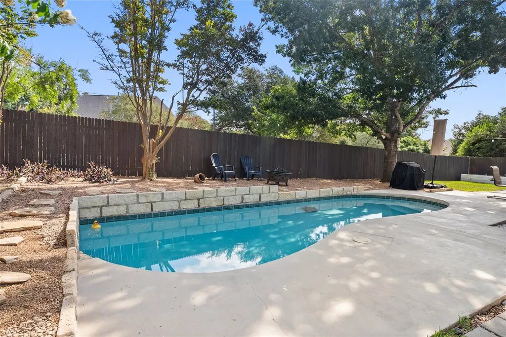 9024 Heiden Lane Austin TX 78749