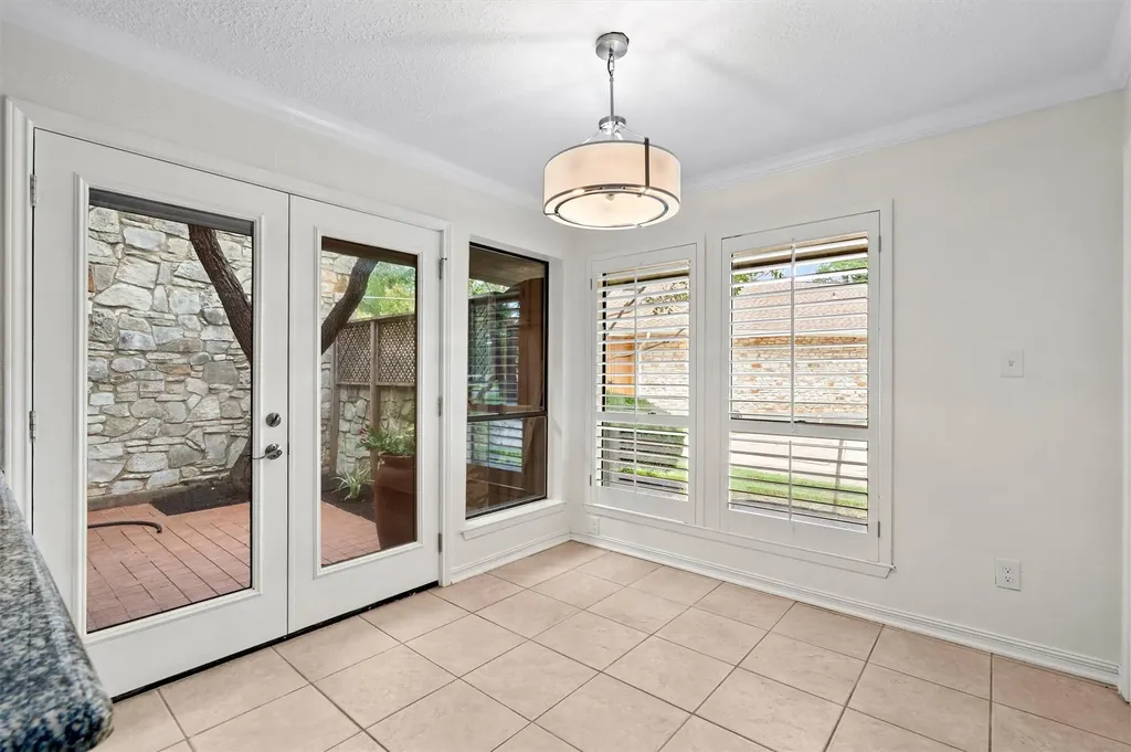 10505 Ronwood Drive Austin TX 78750