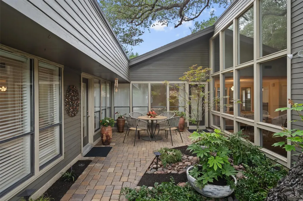 10505 Ronwood Drive Austin TX 78750