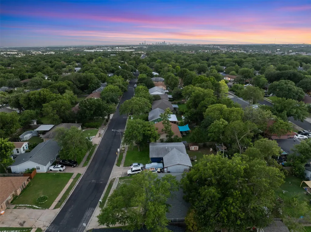 10106 Woodstock Drive Austin TX 78753