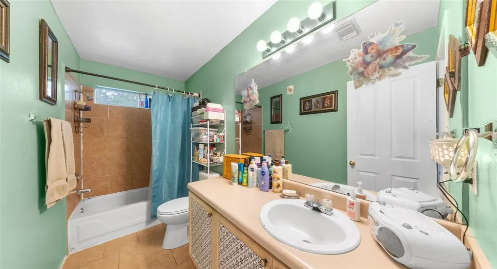 5403 Lark Creek Drive Austin TX 78744