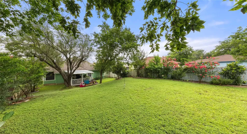 5403 Lark Creek Drive Austin TX 78744