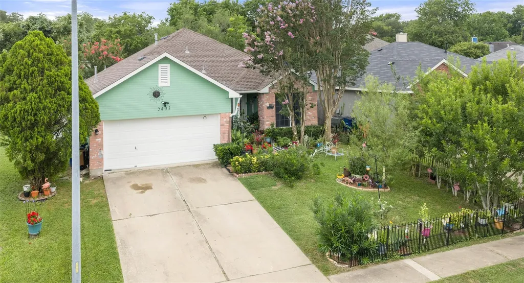 5403 Lark Creek Drive Austin TX 78744