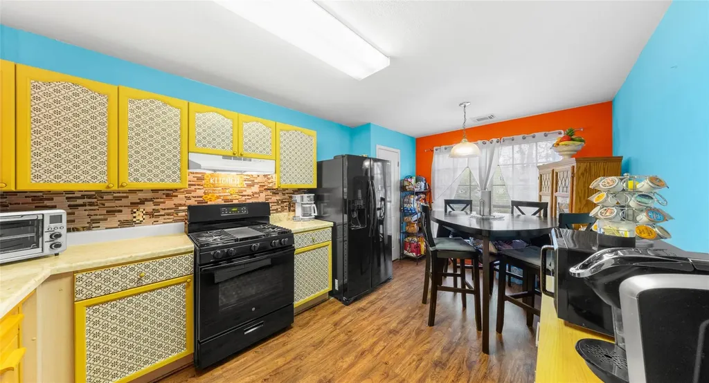 5403 Lark Creek Drive Austin TX 78744