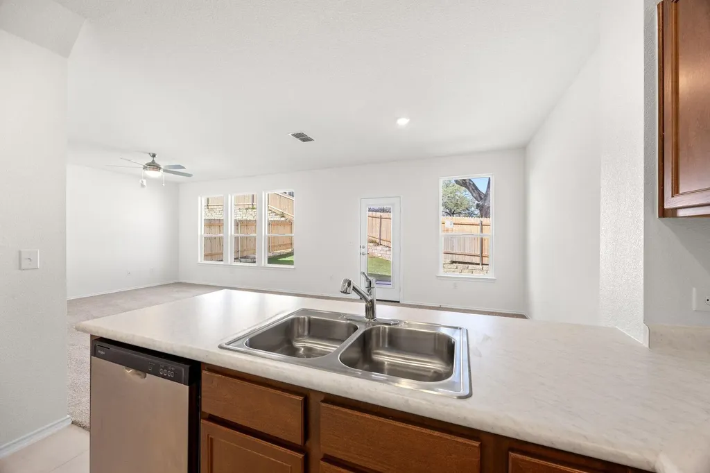 12106 Salvador Street Austin TX 78748