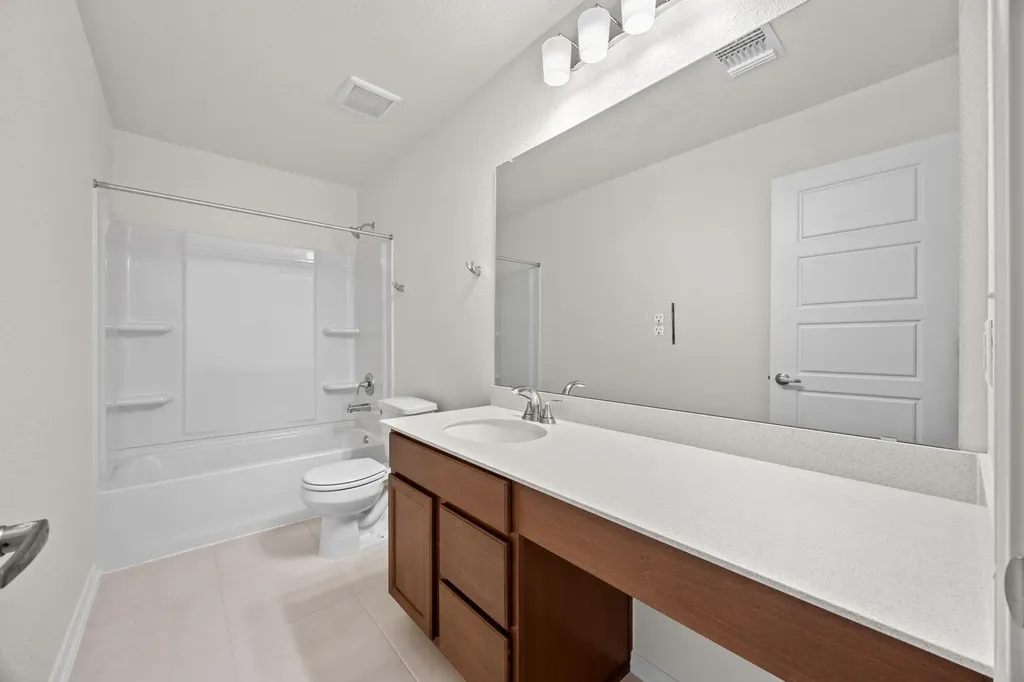 12106 Salvador Street Austin TX 78748
