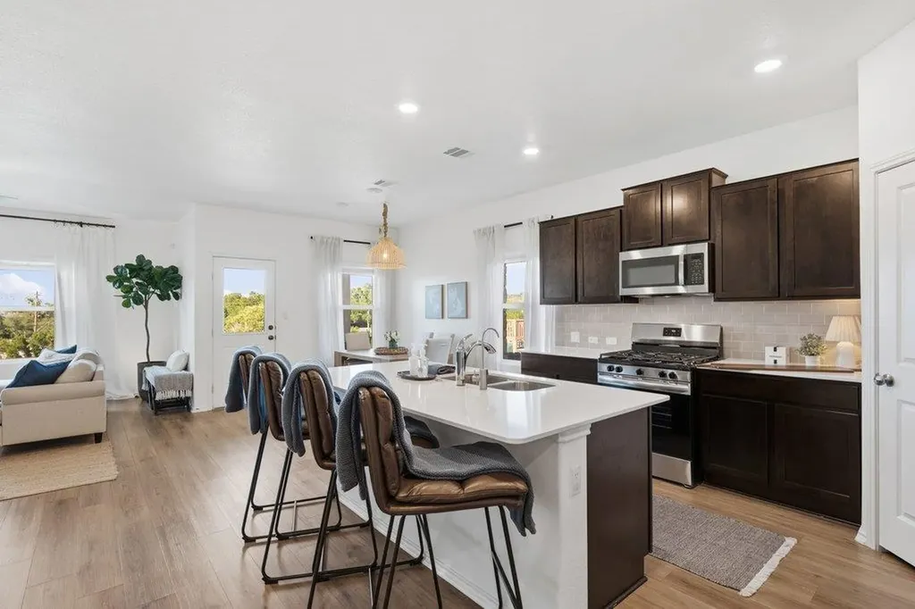 1233 Sweetspire Street Leander TX 78641
