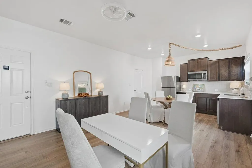 1233 Sweetspire Street Leander TX 78641