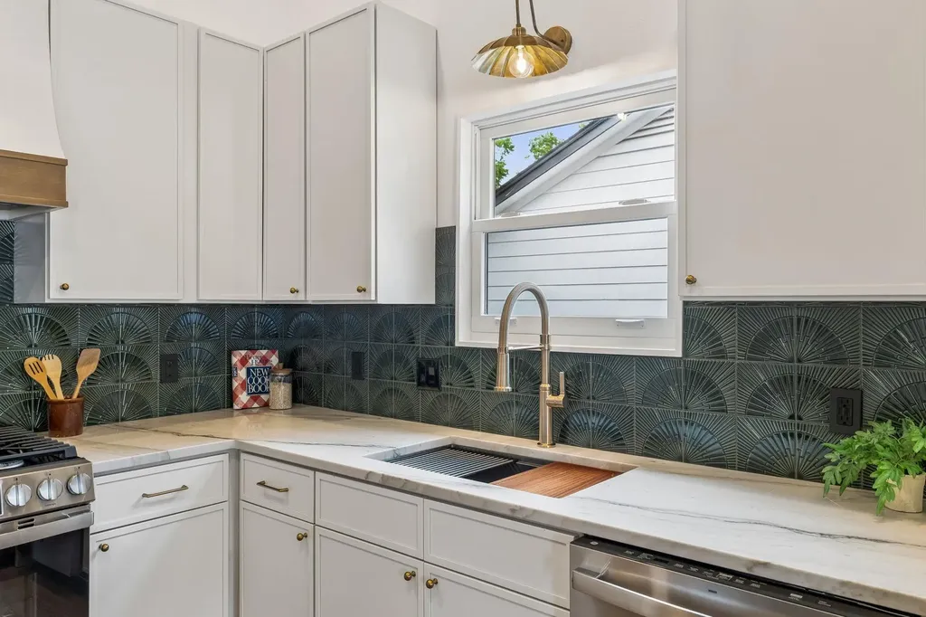 7902 Doncaster Drive Austin TX 78745