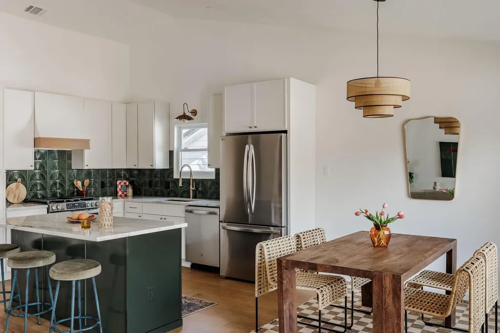7902 Doncaster Drive Austin TX 78745