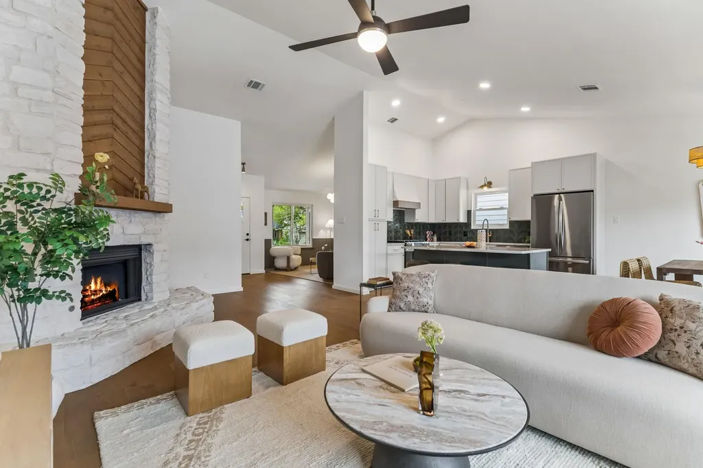 7902 Doncaster Drive Austin TX 78745