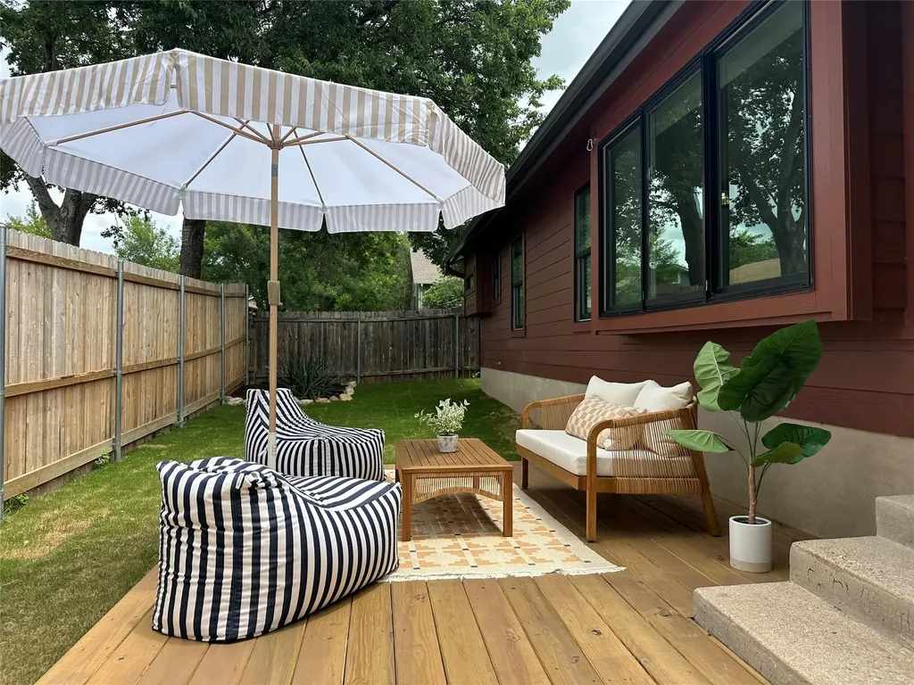 7902 Doncaster Drive Austin TX 78745
