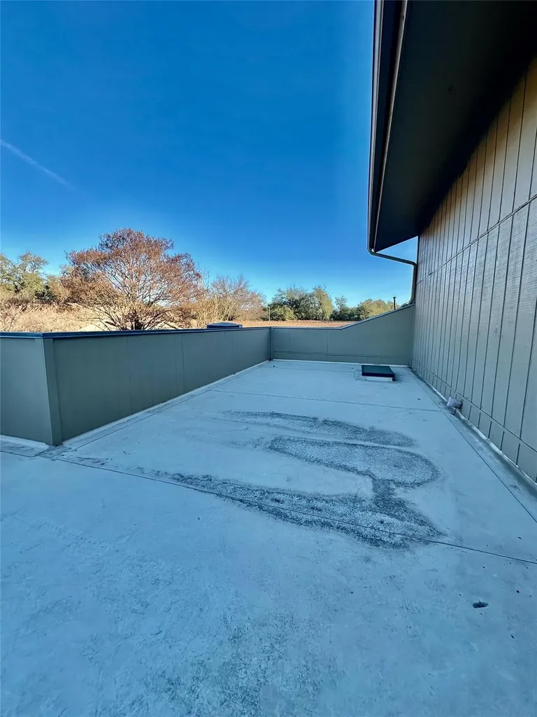 8111 Middle Court Austin TX 78759