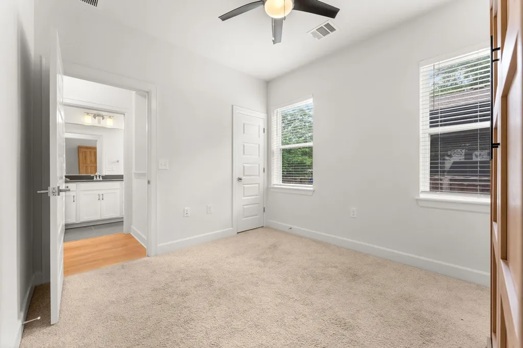 3606 Villa Court Austin TX 78704