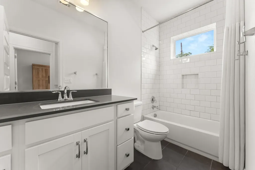 3606 Villa Court Austin TX 78704