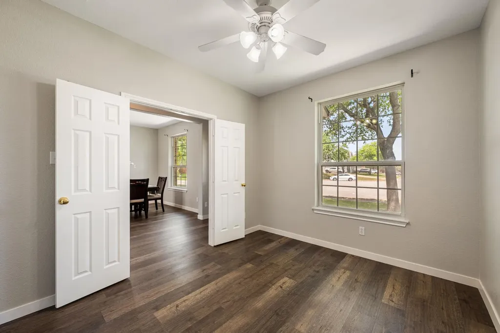 100 Tulip Cove Kyle TX 78640