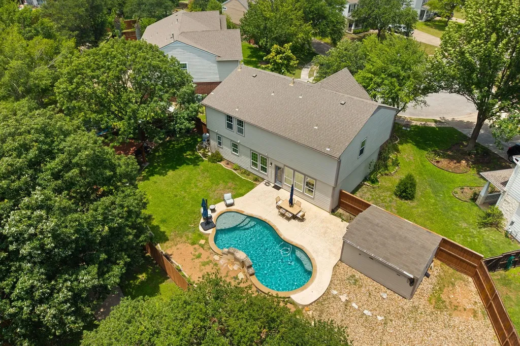 100 Tulip Cove Kyle TX 78640