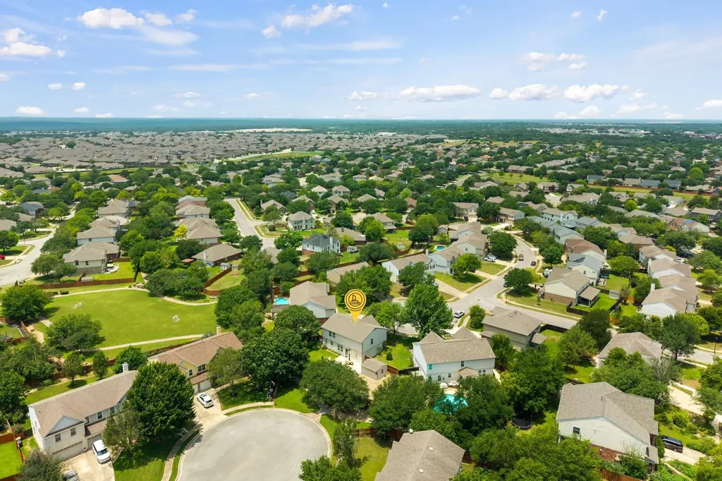 100 Tulip Cove Kyle TX 78640