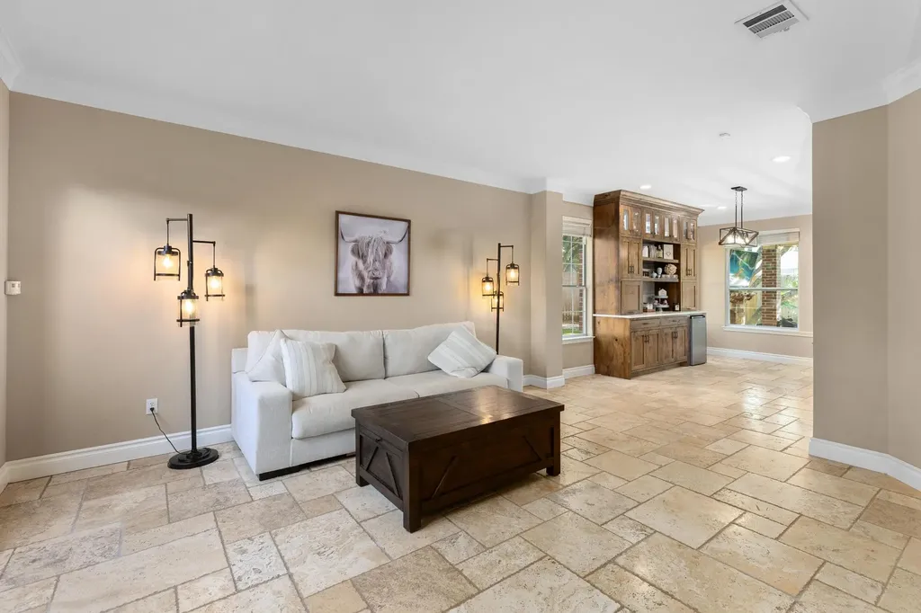 8905 Spearhead Cove Austin TX 78717