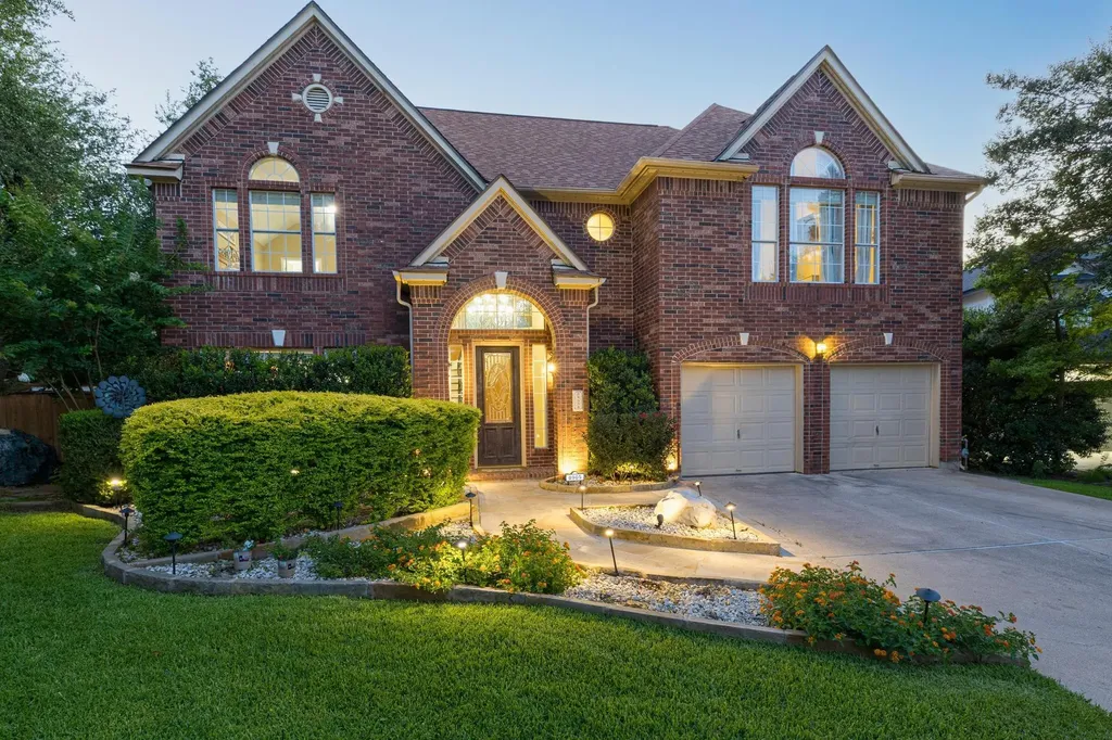 8905 Spearhead Cove Austin TX 78717