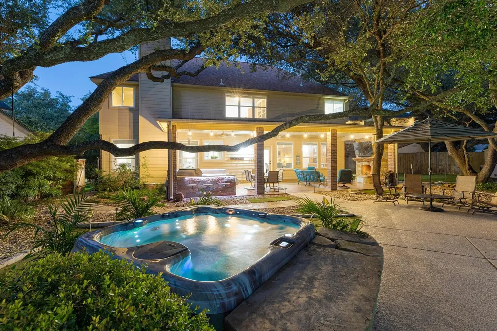 8905 Spearhead Cove Austin TX 78717