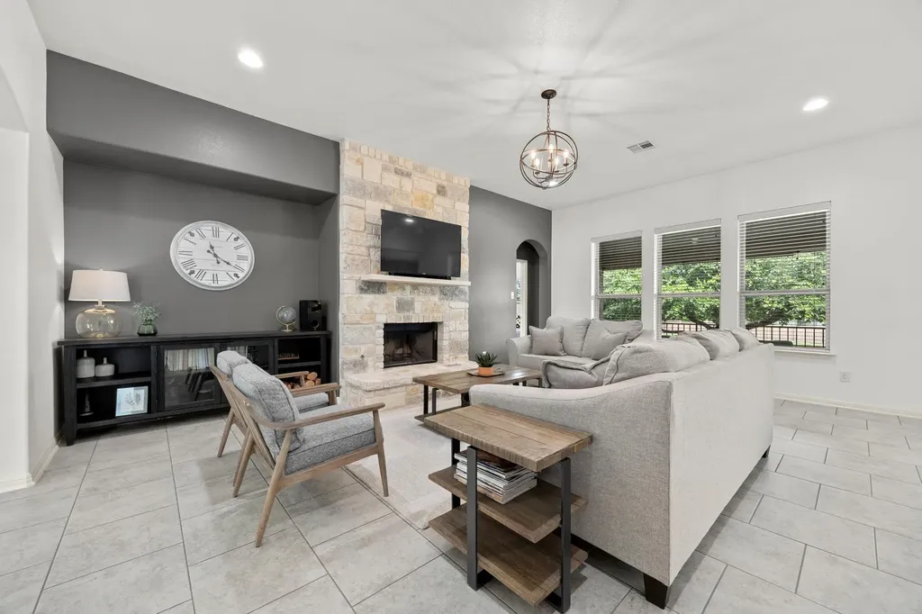 1009 Daylily Loop Georgetown TX 78626