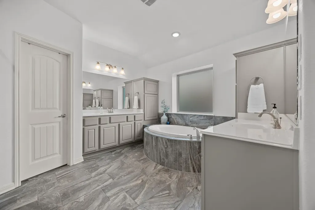 1009 Daylily Loop Georgetown TX 78626