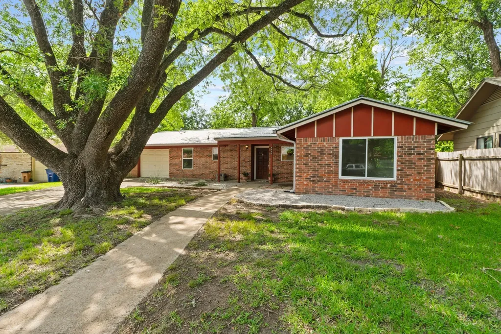 6005 Leisure Run Road Austin TX 78745