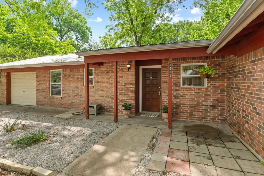 6005 Leisure Run Road Austin TX 78745
