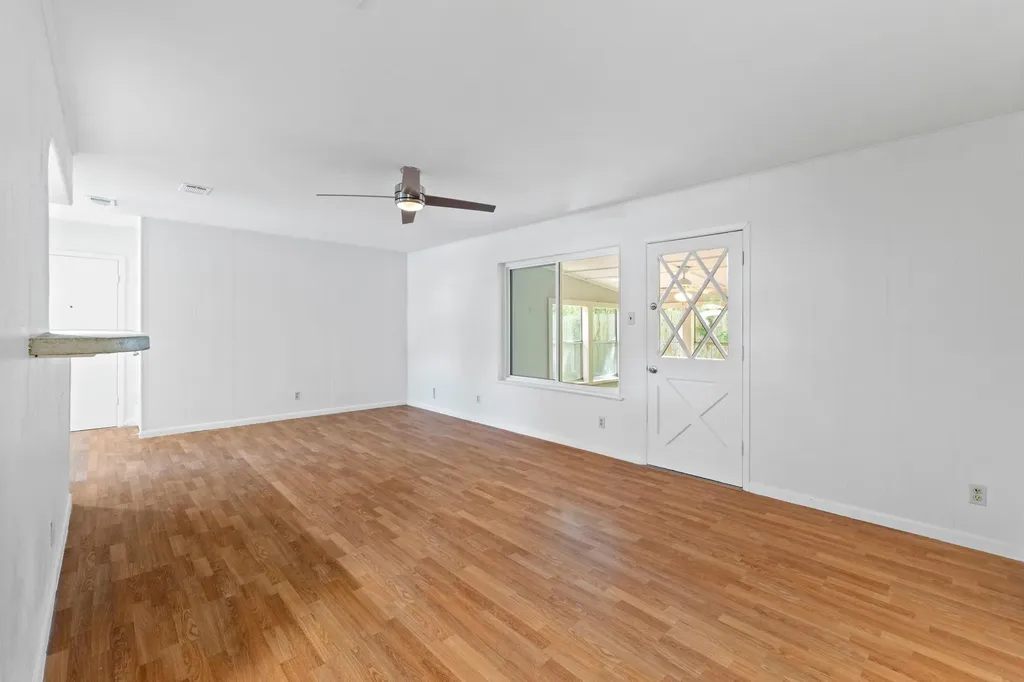 6005 Leisure Run Road Austin TX 78745