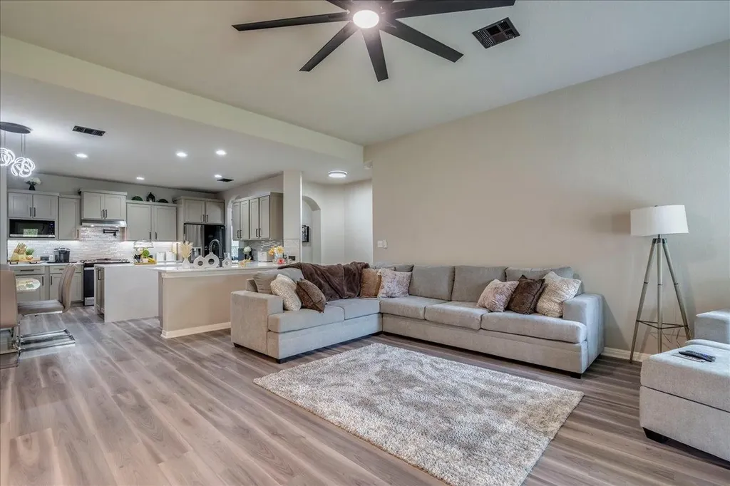 2133 Sid Allens Drive Buda TX 78610