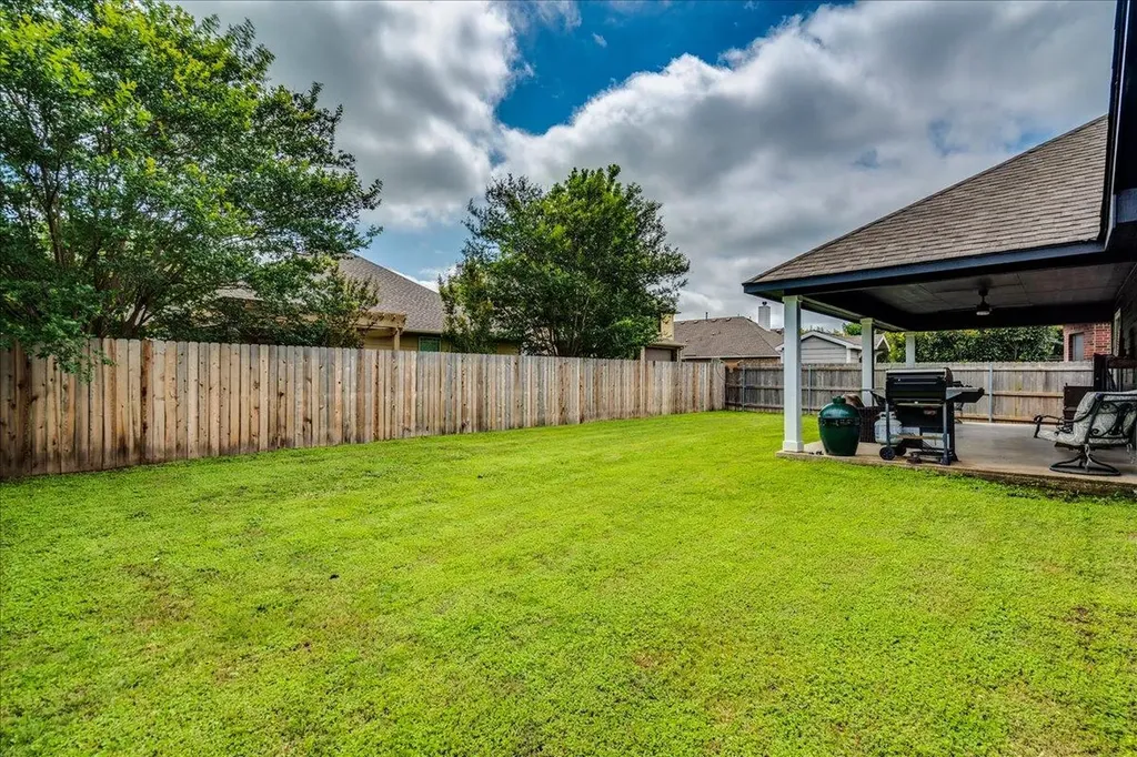 2133 Sid Allens Drive Buda TX 78610
