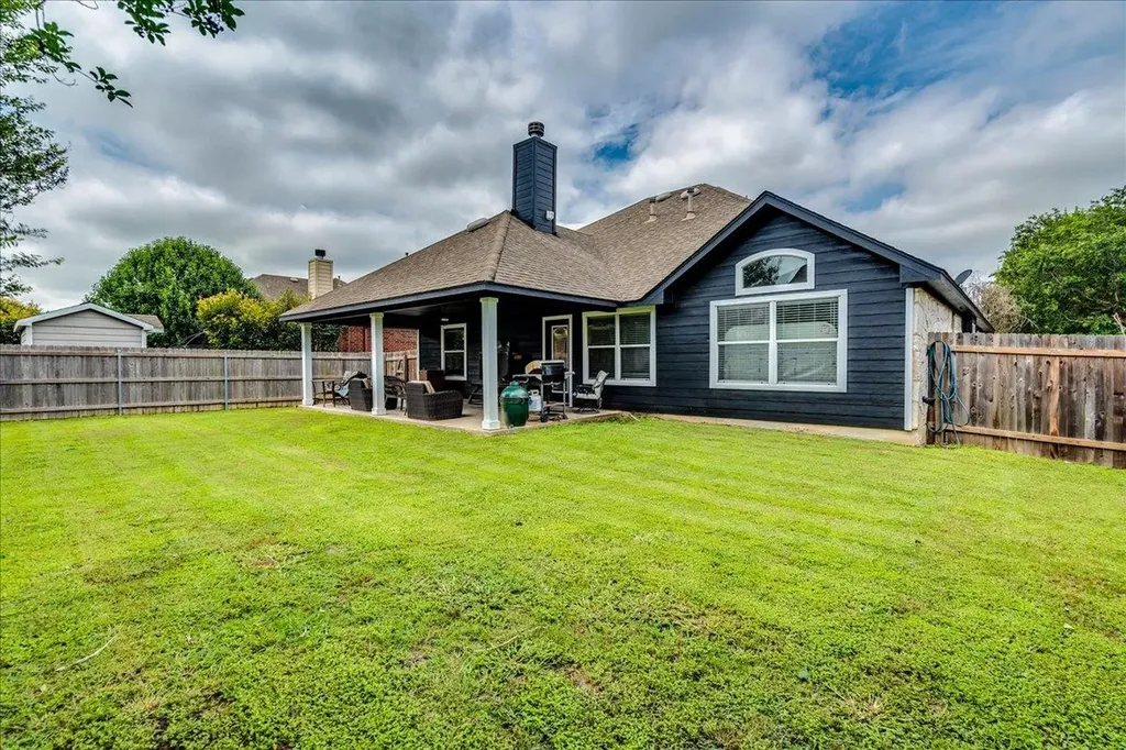 2133 Sid Allens Drive Buda TX 78610