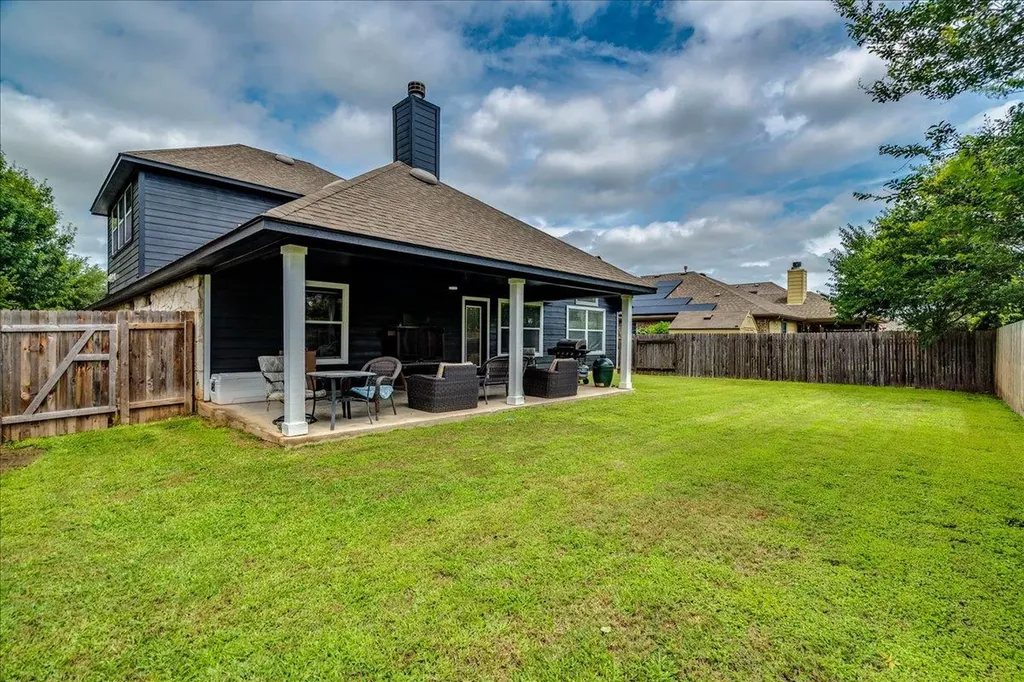 2133 Sid Allens Drive Buda TX 78610