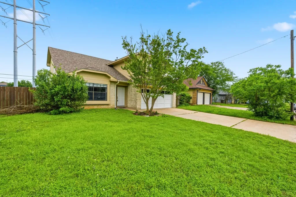 1701 Hunters Trail Round Rock TX 78681