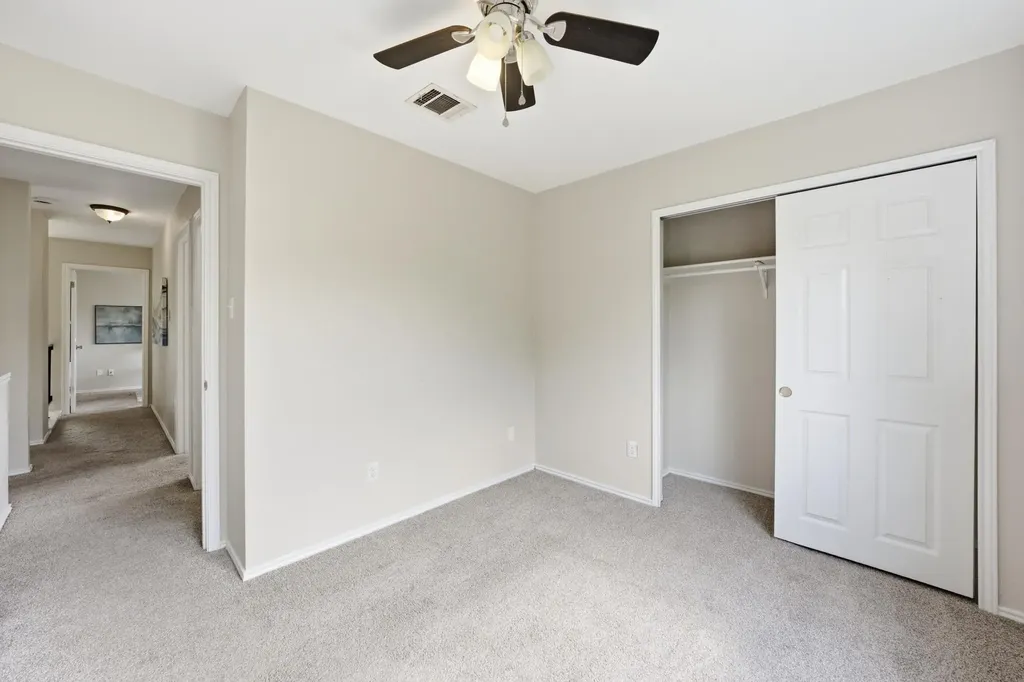 1701 Hunters Trail Round Rock TX 78681