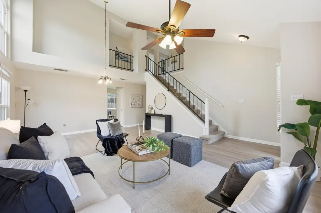 1701 Hunters Trail Round Rock TX 78681