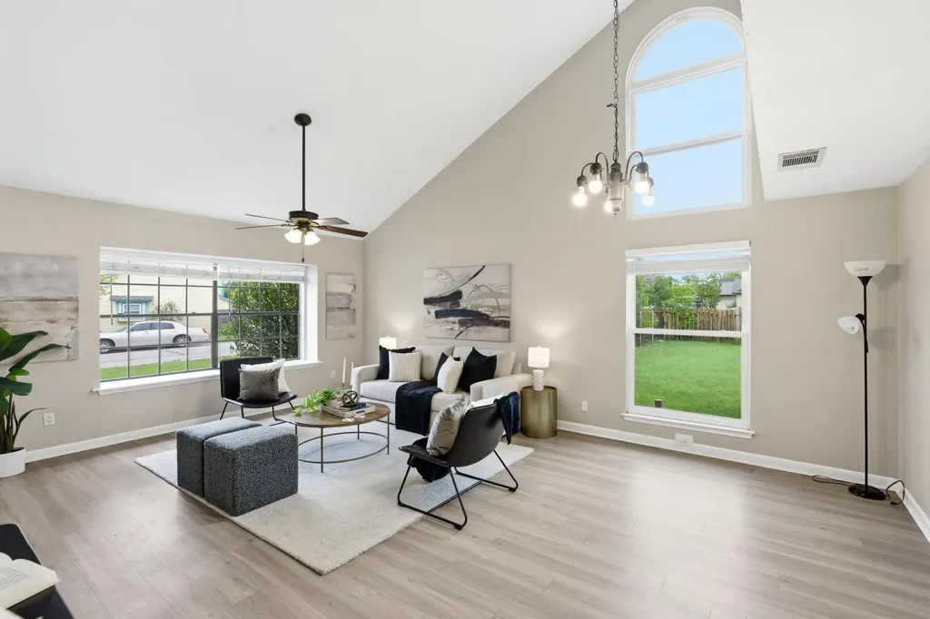1701 Hunters Trail Round Rock TX 78681