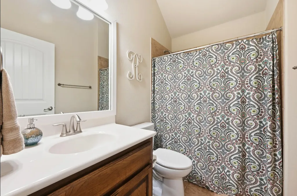 114 Drury Lane Austin TX 78737