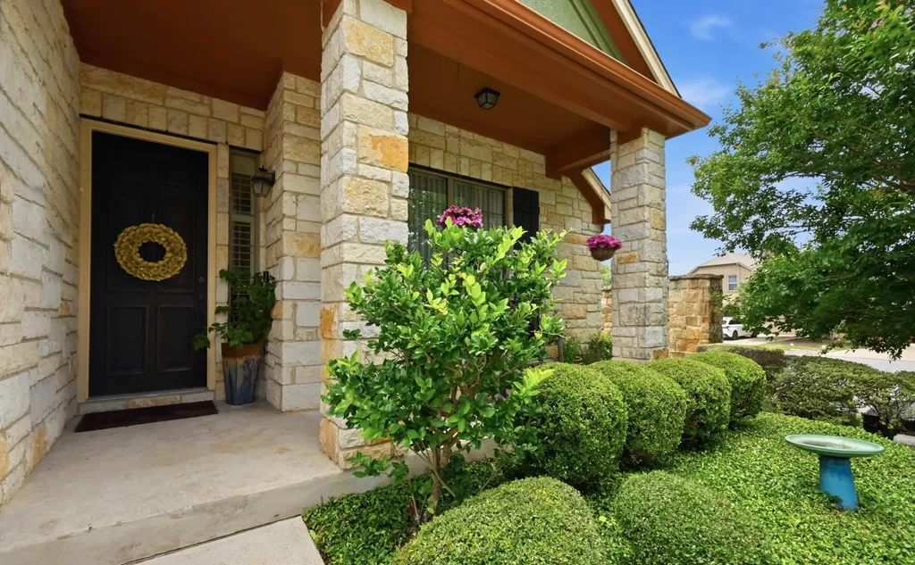 114 Drury Lane Austin TX 78737