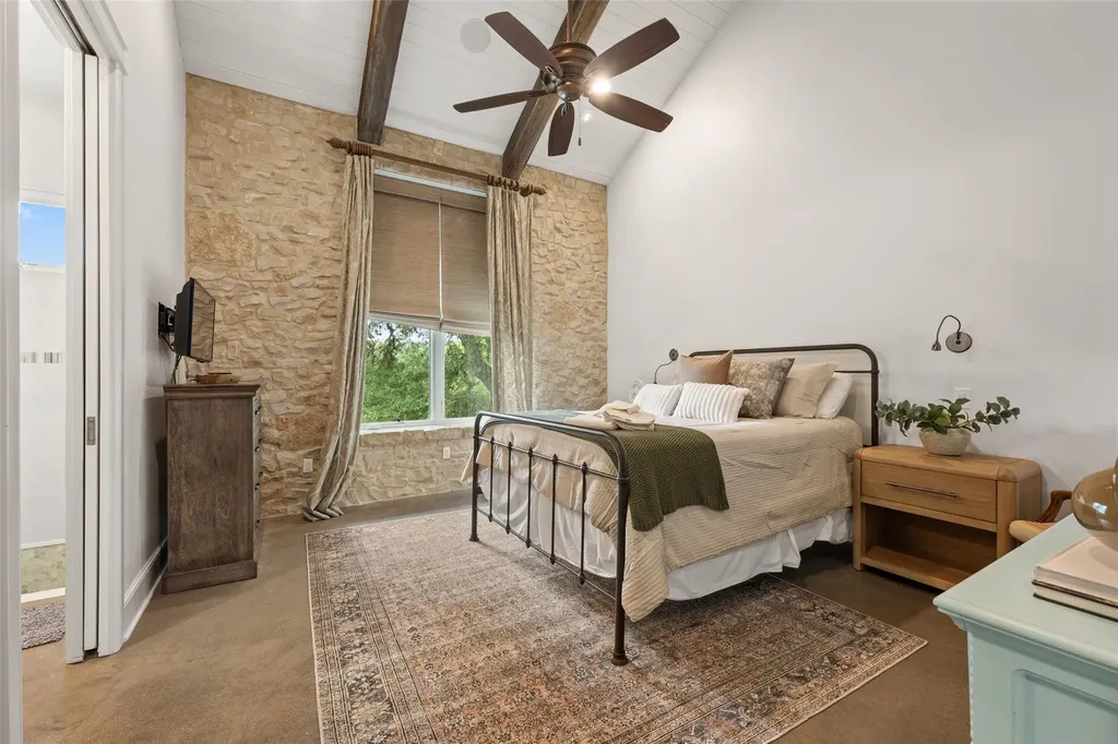 1905 Wood Acre Lane Austin TX 78733