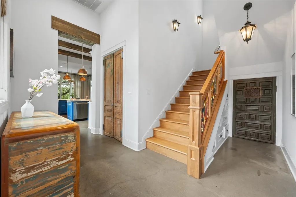 1905 Wood Acre Lane Austin TX 78733