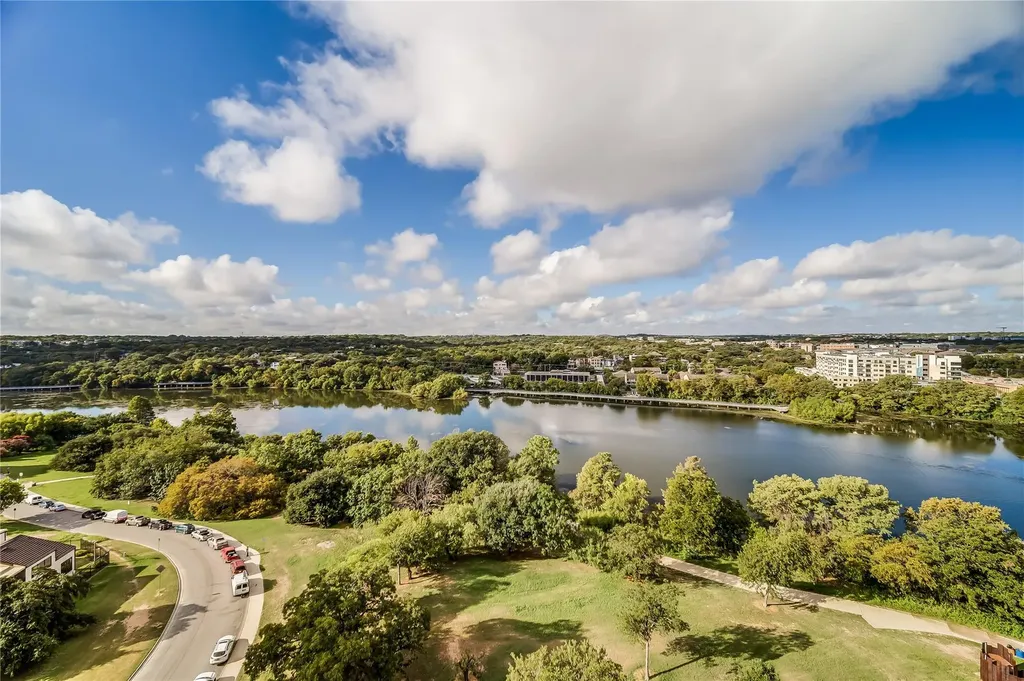 44 East Avenue Austin TX 78701