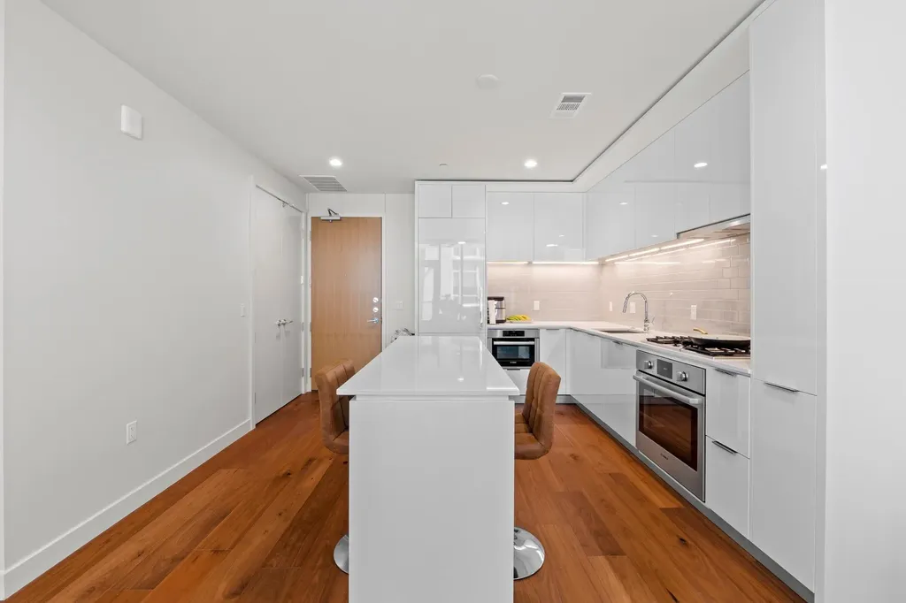 44 East Avenue Austin TX 78701