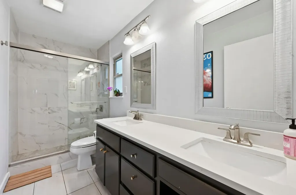 2509 Redleaf Lane Austin TX 78745