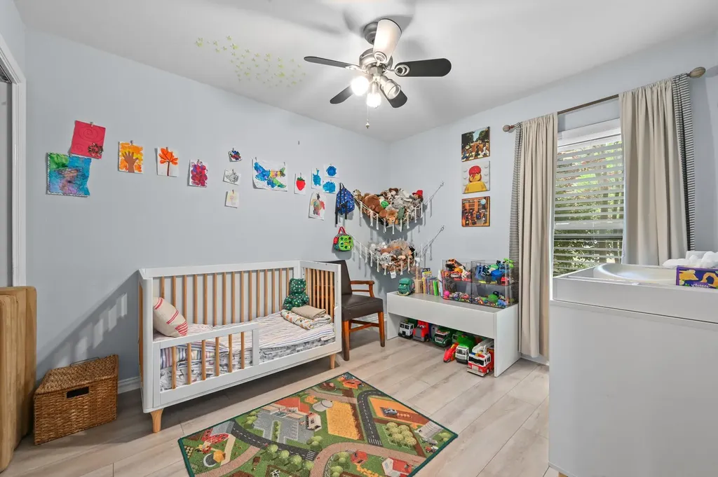 2509 Redleaf Lane Austin TX 78745