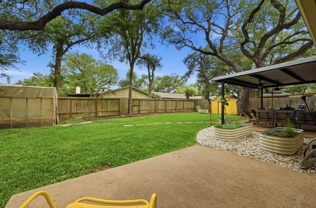 2509 Redleaf Lane Austin TX 78745