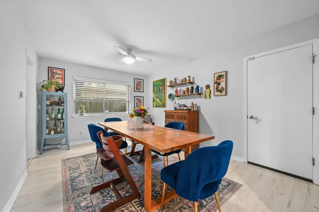 2509 Redleaf Lane Austin TX 78745