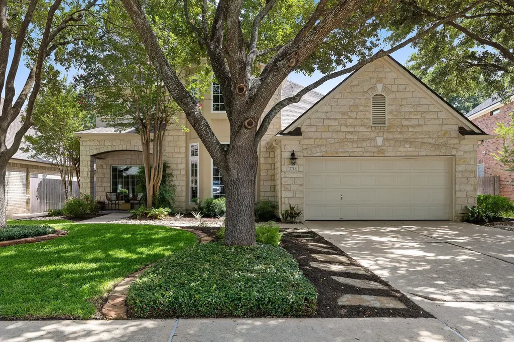 2713 Loyaga Drive Round Rock TX 78681